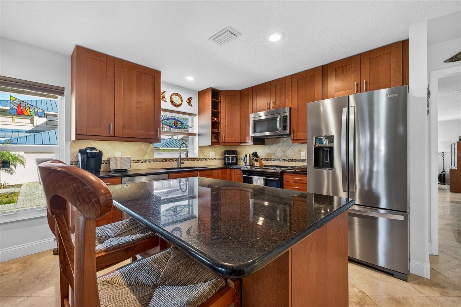 WATERMARK CONDO - Residential