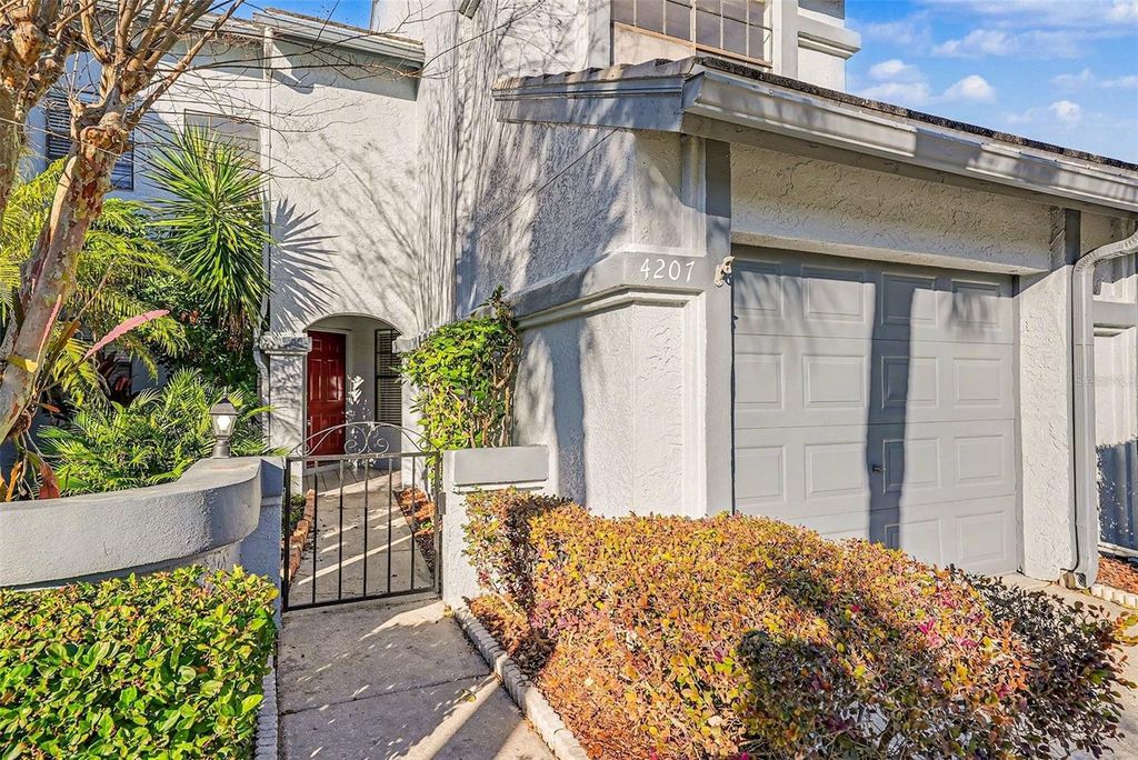 Photo of 4207 Brentwood Park Circle, Tampa, FL 33624 (MLS # TB8466354)