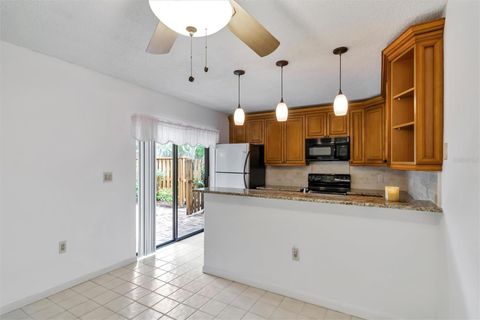 Townhouse in PALM HARBOR FL 2632 13TH COURT 10.jpg