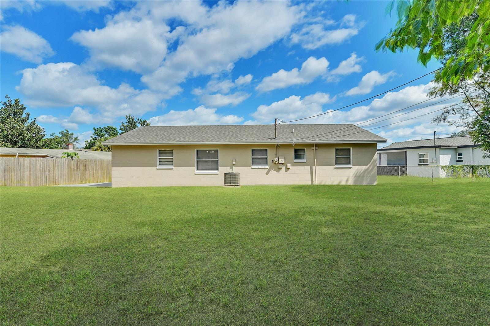 ROYAL ESTATES - Residential Lease