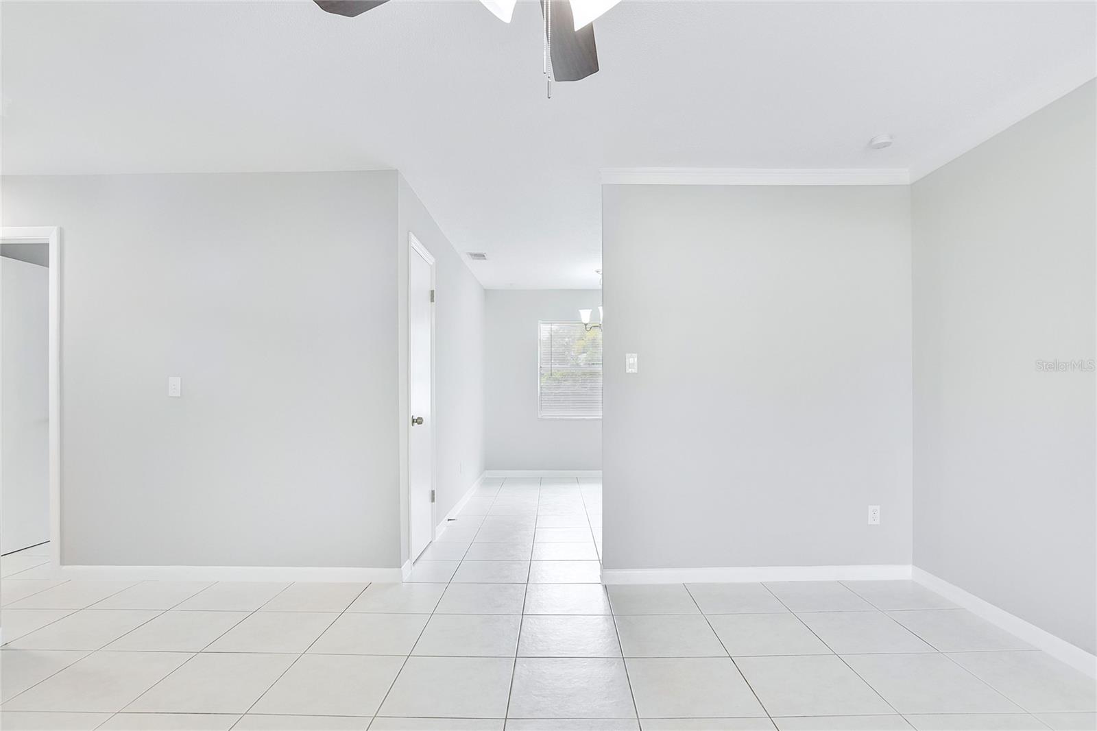 ROYAL ESTATES - Residential Lease