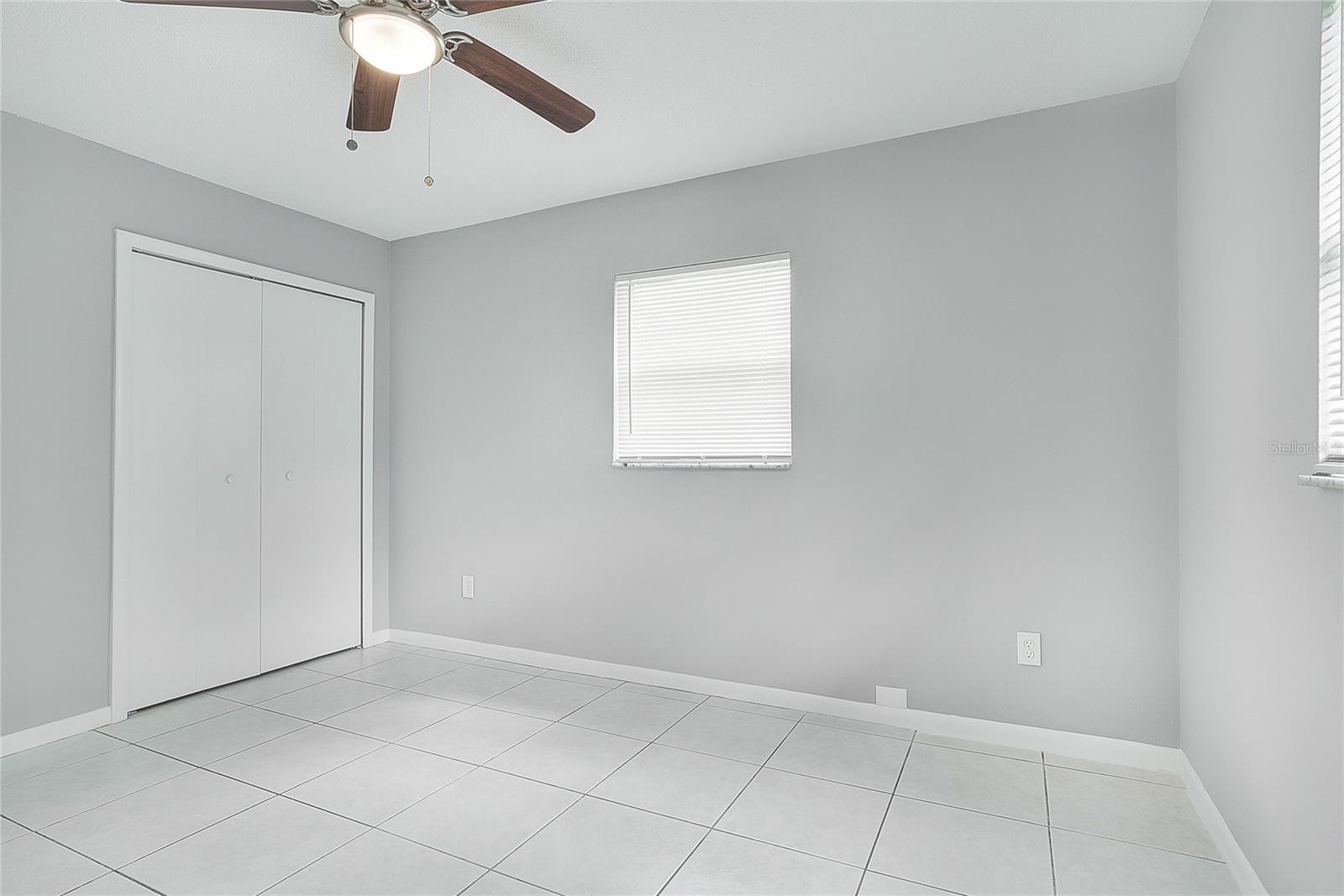 ROYAL ESTATES - Residential Lease