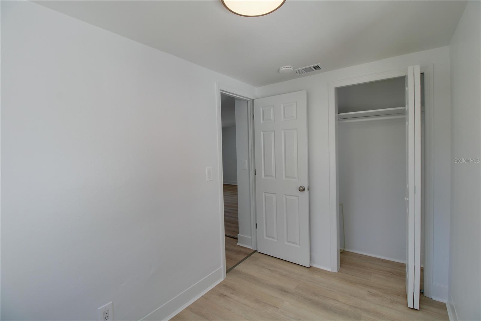 SMITH BERTHA K RESUB BLKS 17-18 21-23 & 26 MEMENTO - Residential Lease