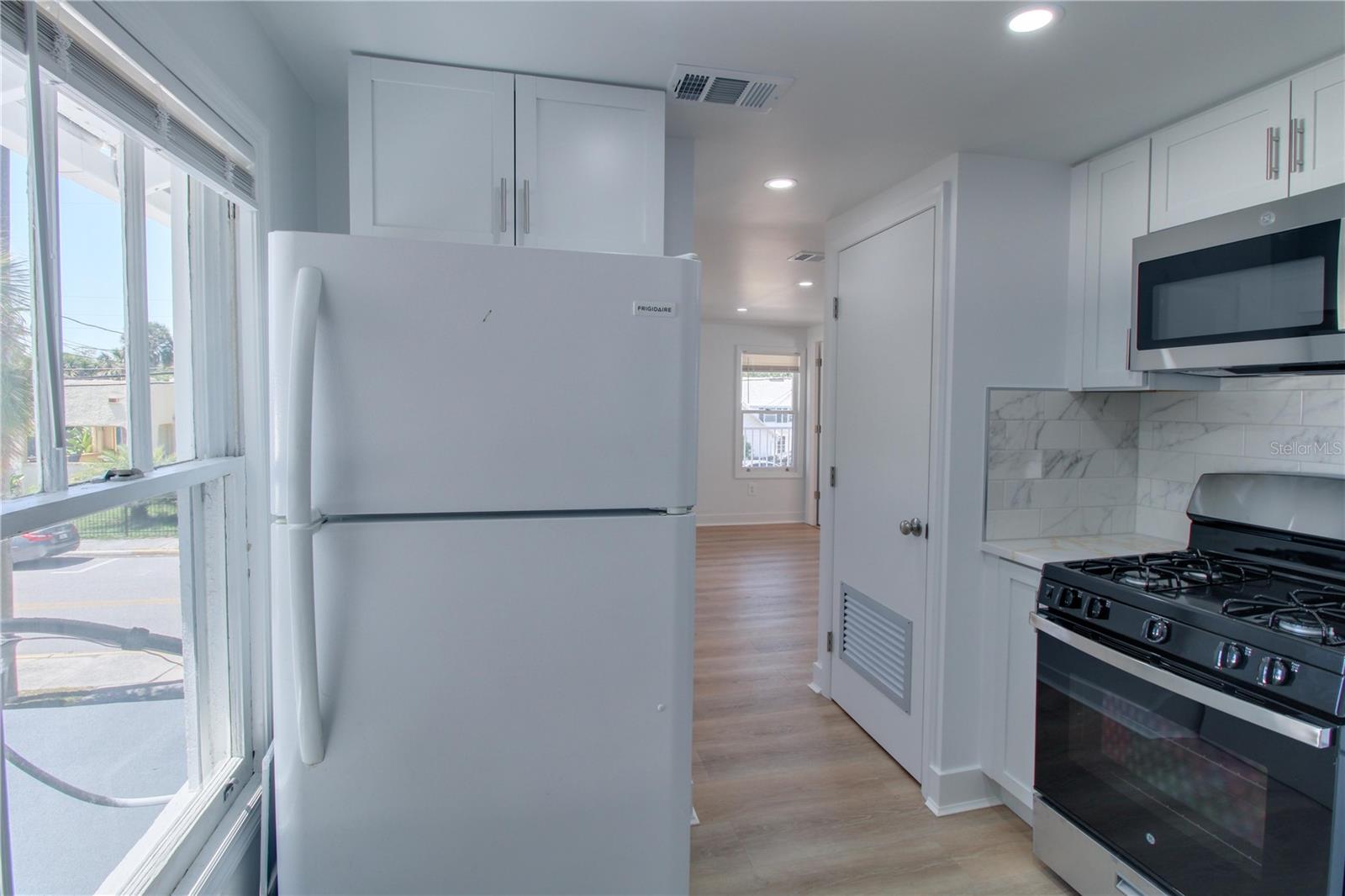 SMITH BERTHA K RESUB BLKS 17-18 21-23 & 26 MEMENTO - Residential Lease