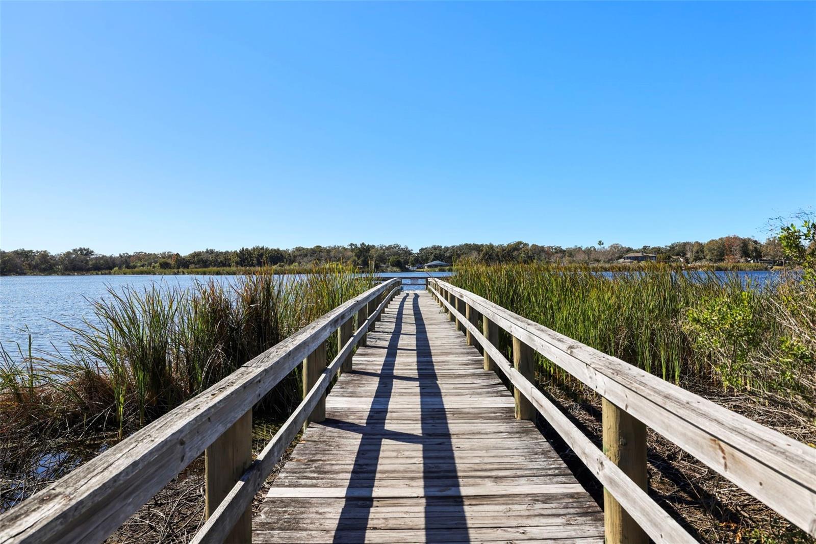 ON TOP OF THE WORLD - Residential