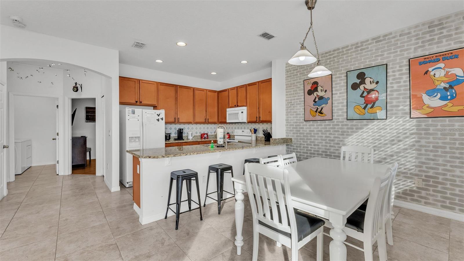 531 LAS FUENTES DRIVE