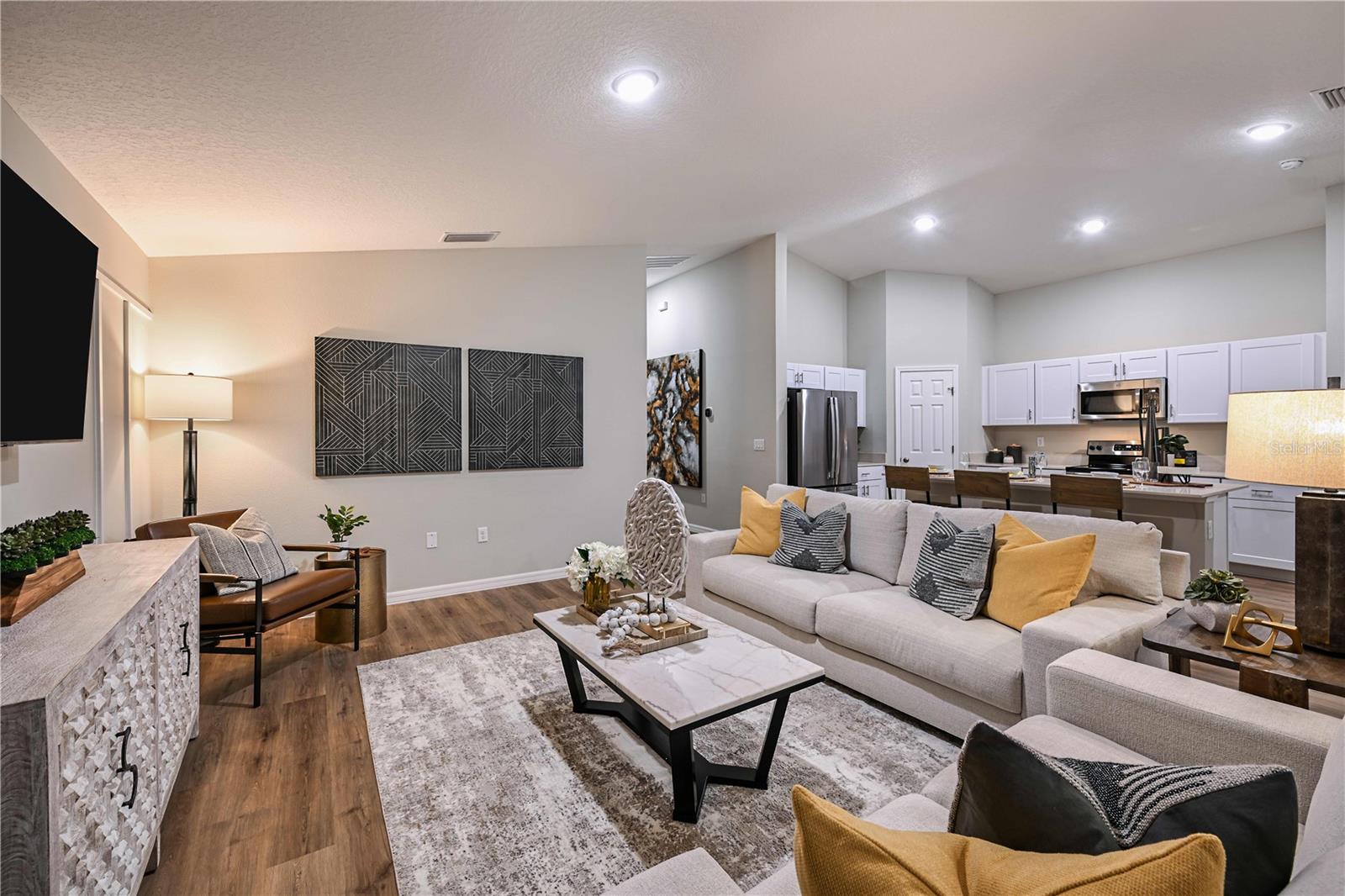 SCENIC TERRACE - Residential