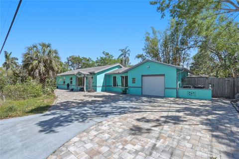 Photo of 4624 27th Avenue S, Gulfport, FL 33711 (MLS # TB8498606)