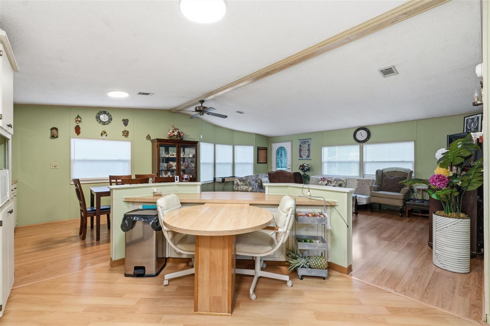FOXWOOD LAKE ESTATES - Residential