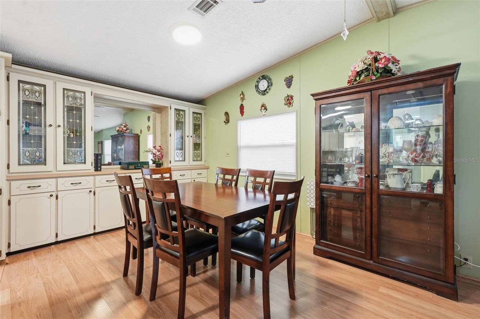 FOXWOOD LAKE ESTATES - Residential