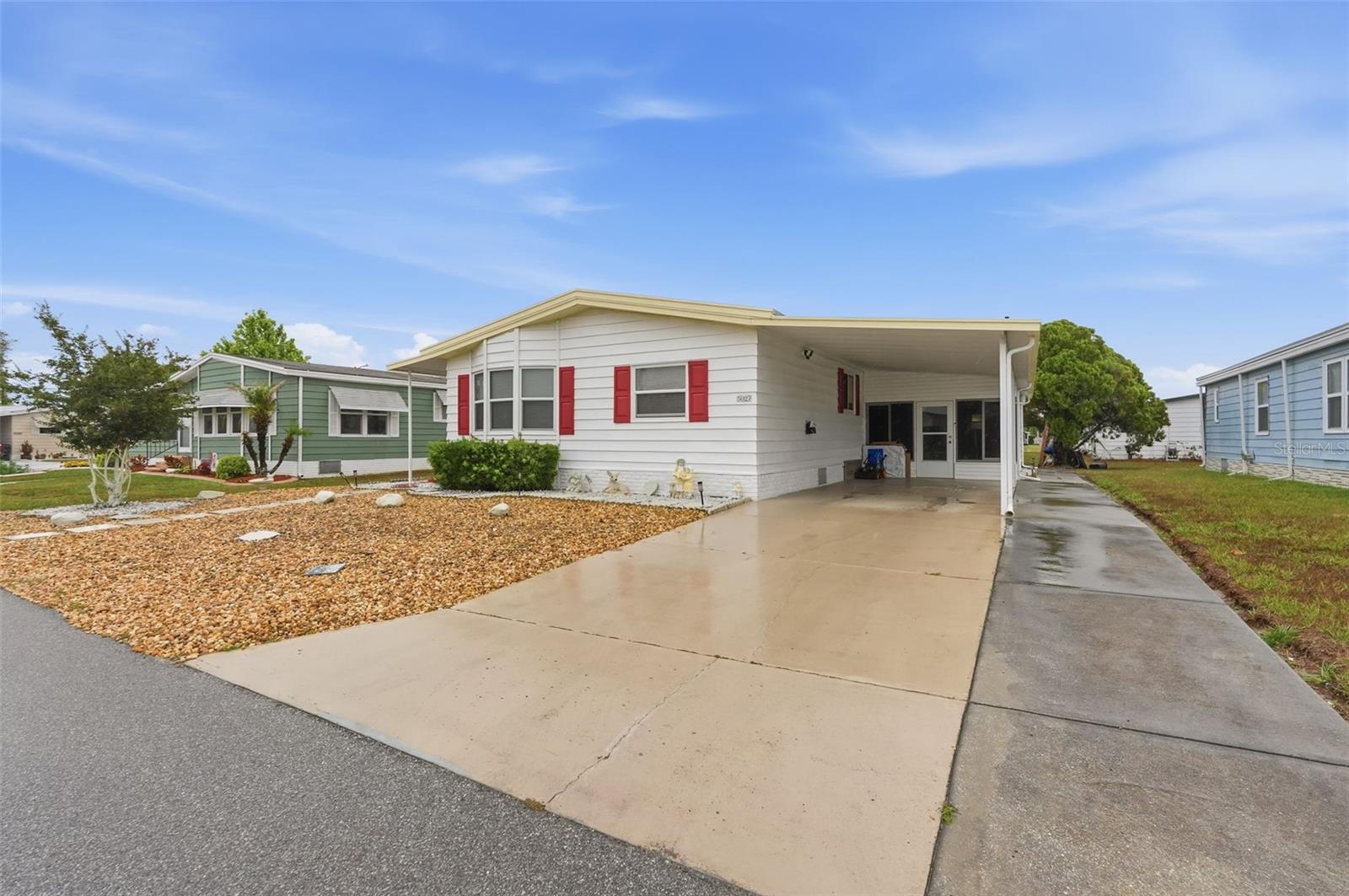 FOXWOOD LAKE ESTATES - Residential