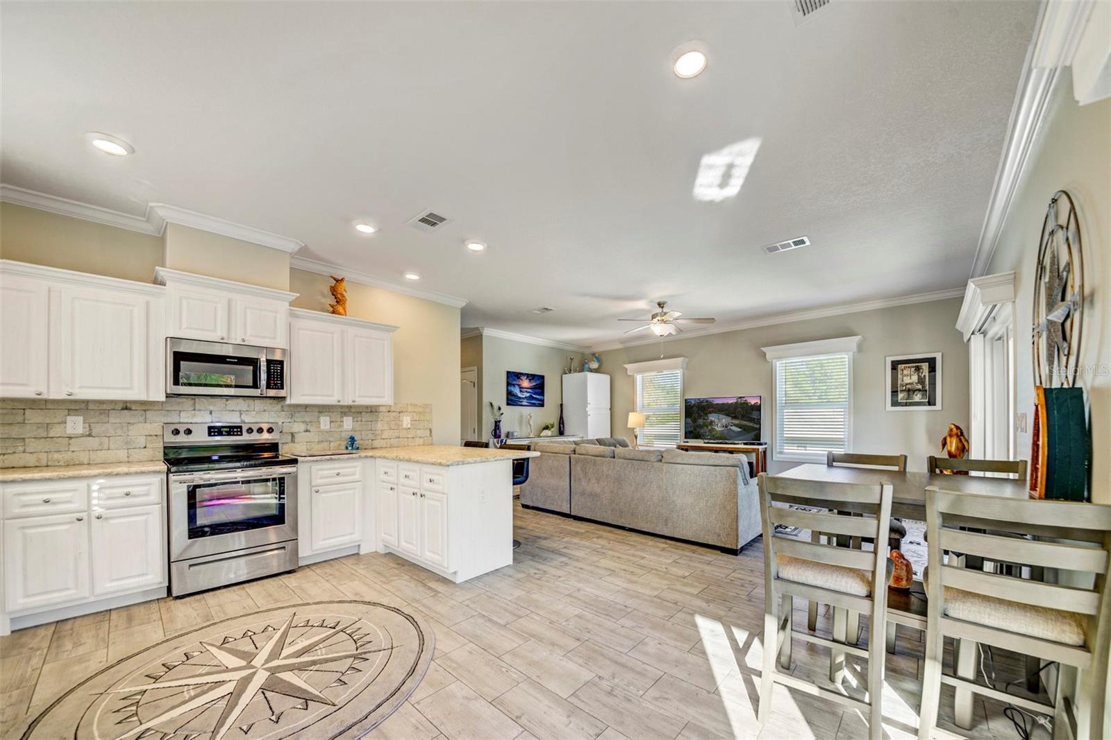 PALM GROVE COLONY - Residential