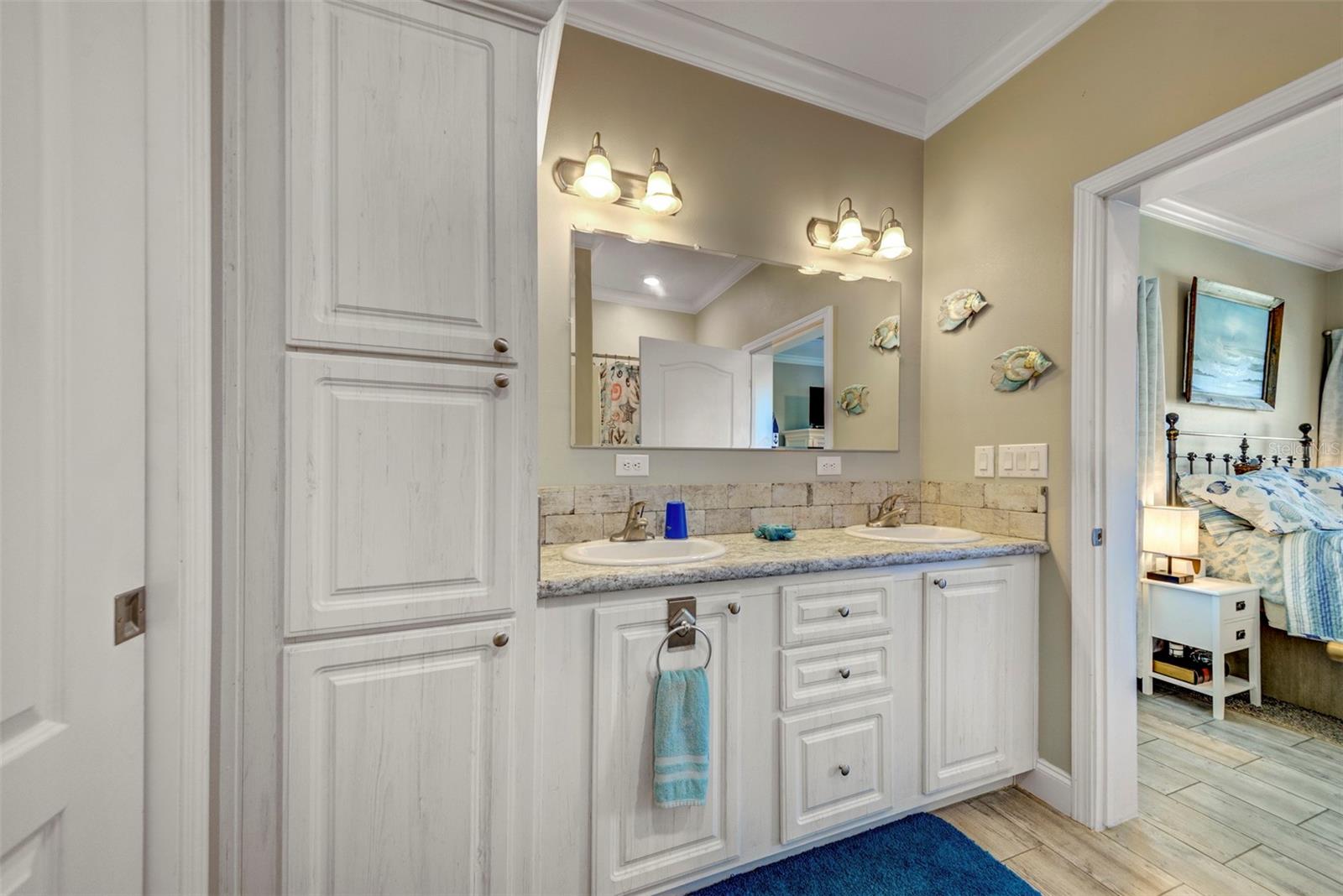 PALM GROVE COLONY - Residential