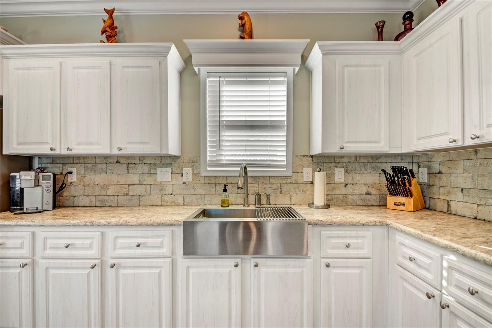 PALM GROVE COLONY - Residential