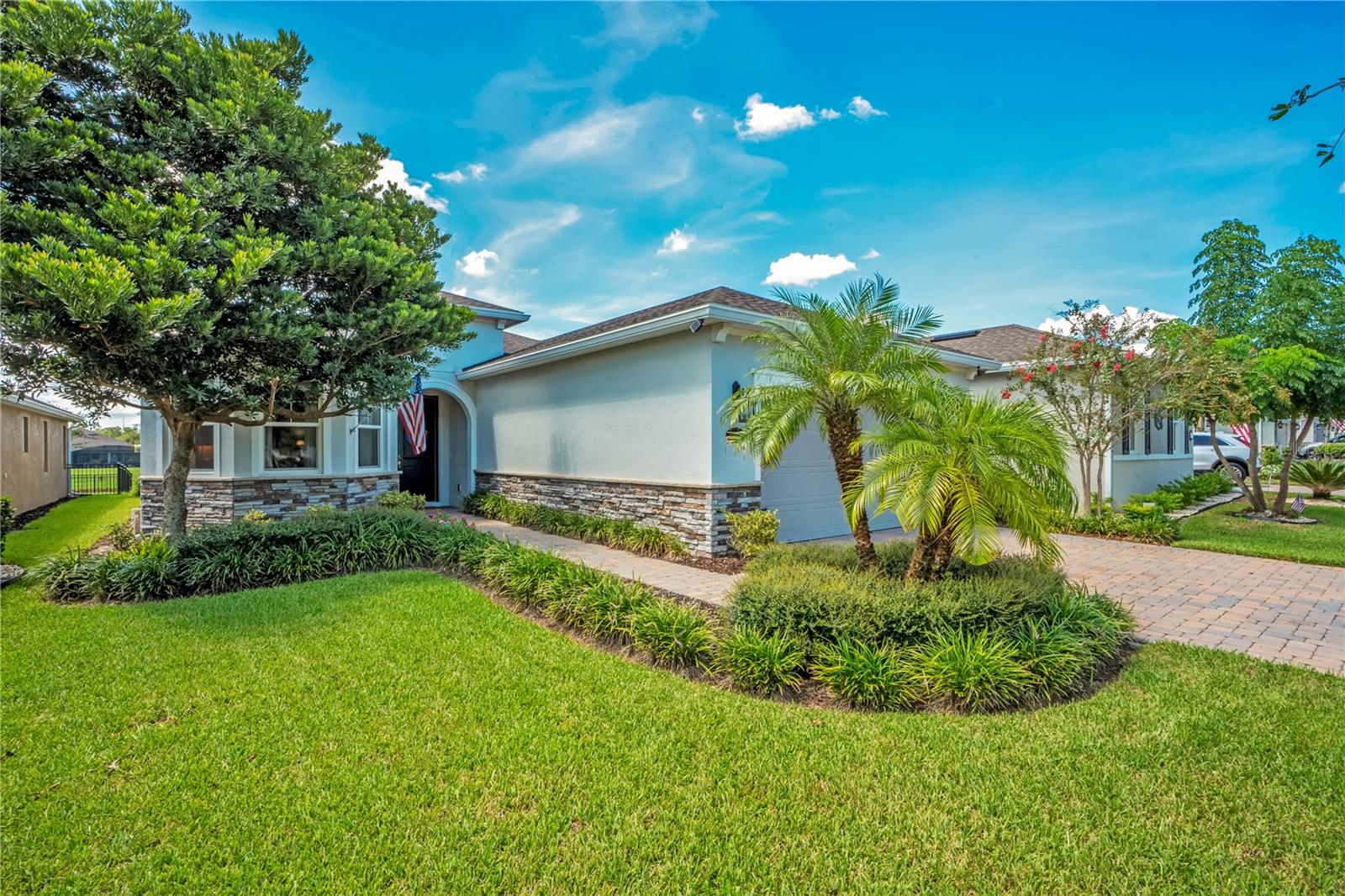 560 ADENMORE TERRACE