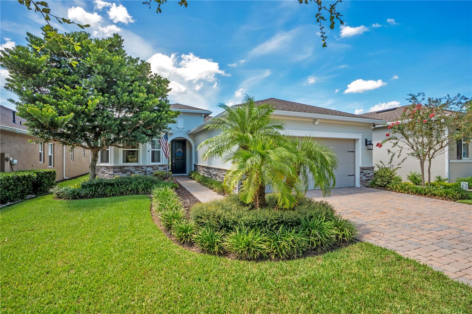 560 ADENMORE TERRACE
