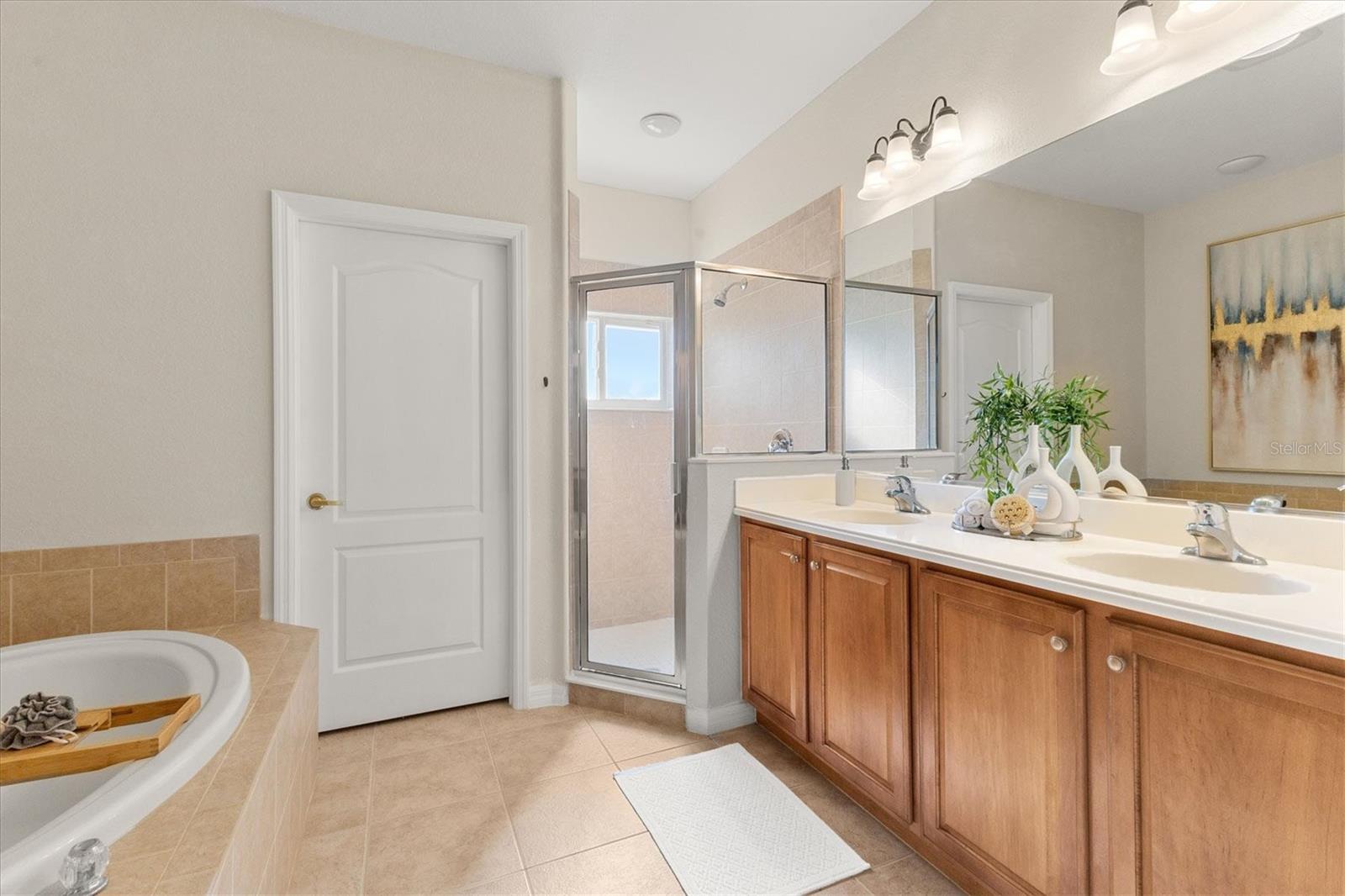 STONEYBROOK AT VENICE - Residential
