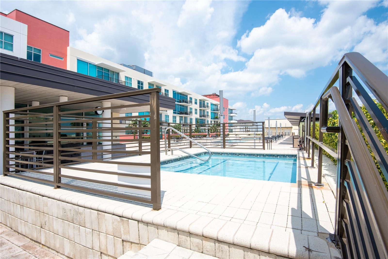 GRAND CENTRAL AT KENNEDY RESIDENCES A CONDOMINIUM - Residential Lease