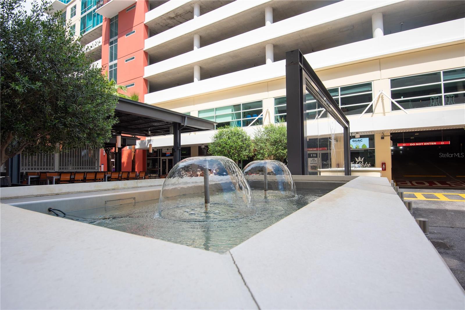 GRAND CENTRAL AT KENNEDY RESIDENCES A CONDOMINIUM - Residential Lease