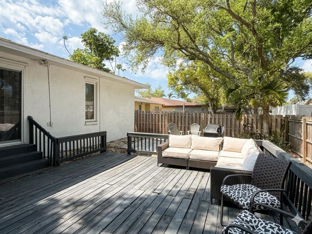 Photo of 2343 Eugene Street, Sarasota, FL 34231 (MLS # A4686269)