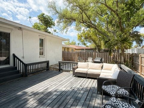 2343 EUGENE STREET SARASOTA FL 34231