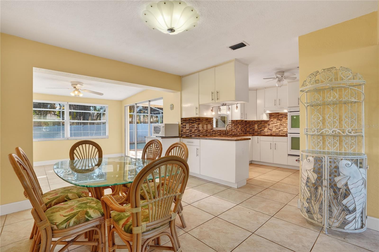 OAKDALE MANOR ADD - Residential