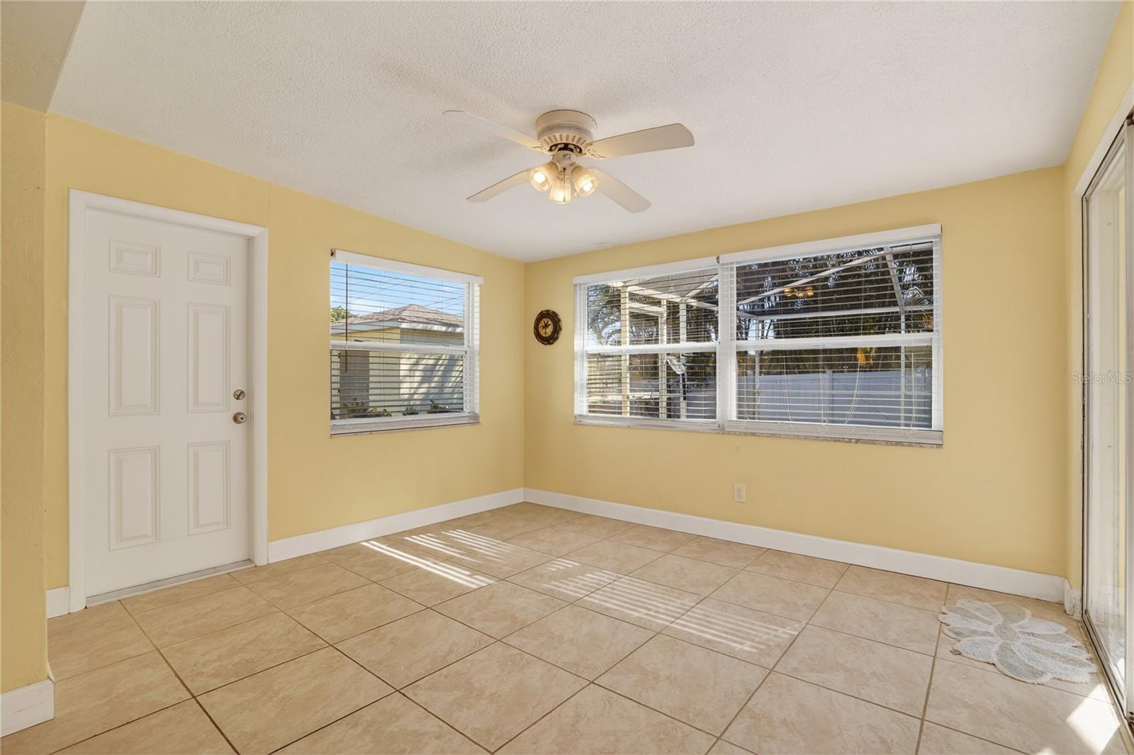 OAKDALE MANOR ADD - Residential