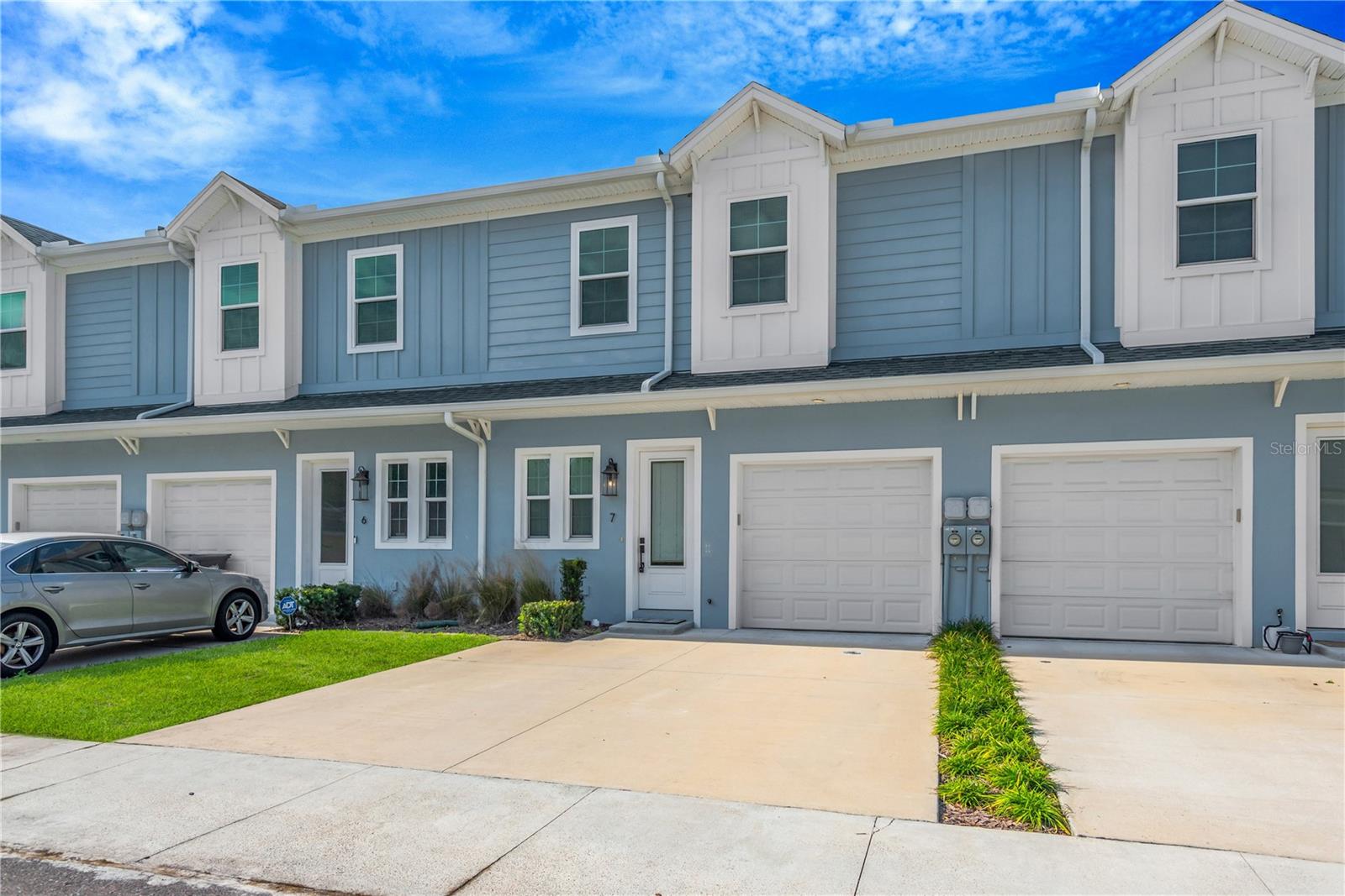 LADUE LNDGS TWNHMS - Residential