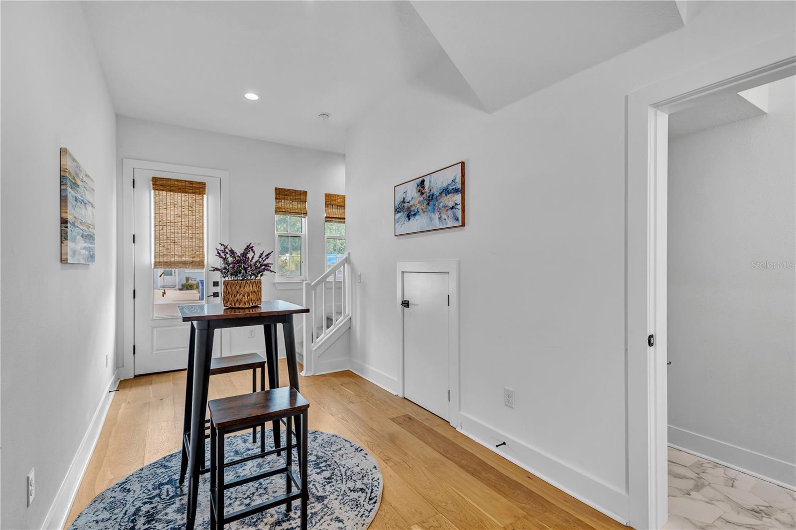 LADUE LNDGS TWNHMS - Residential