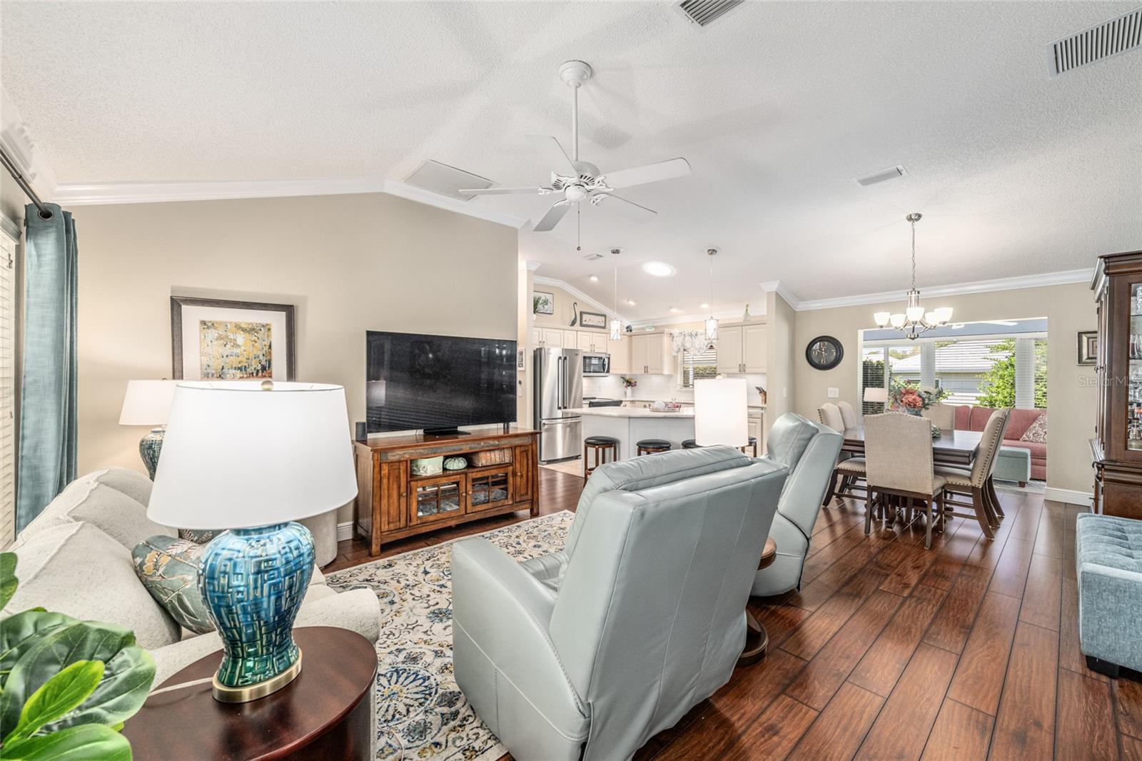 VILLAGES/MARION UN 44 - Residential