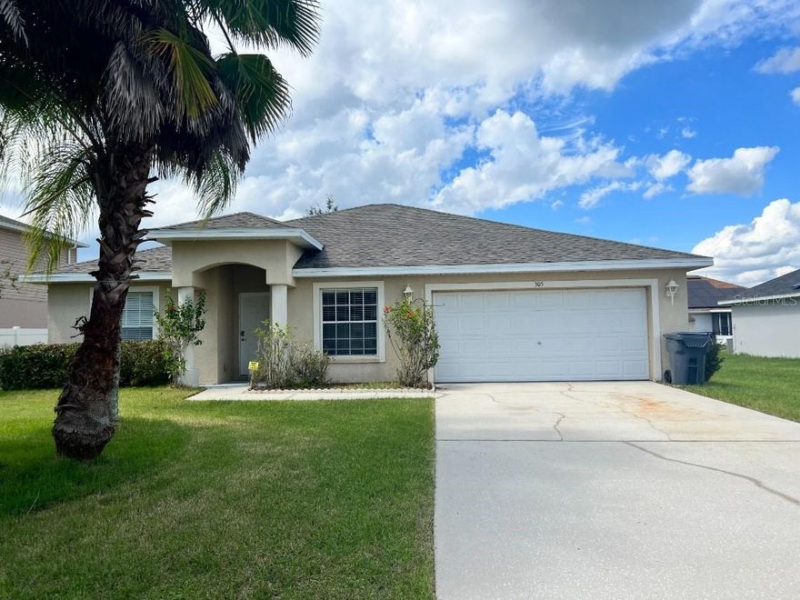 3 bed 2 bath home now available for rent in Kissimmee, washer and dryer included.