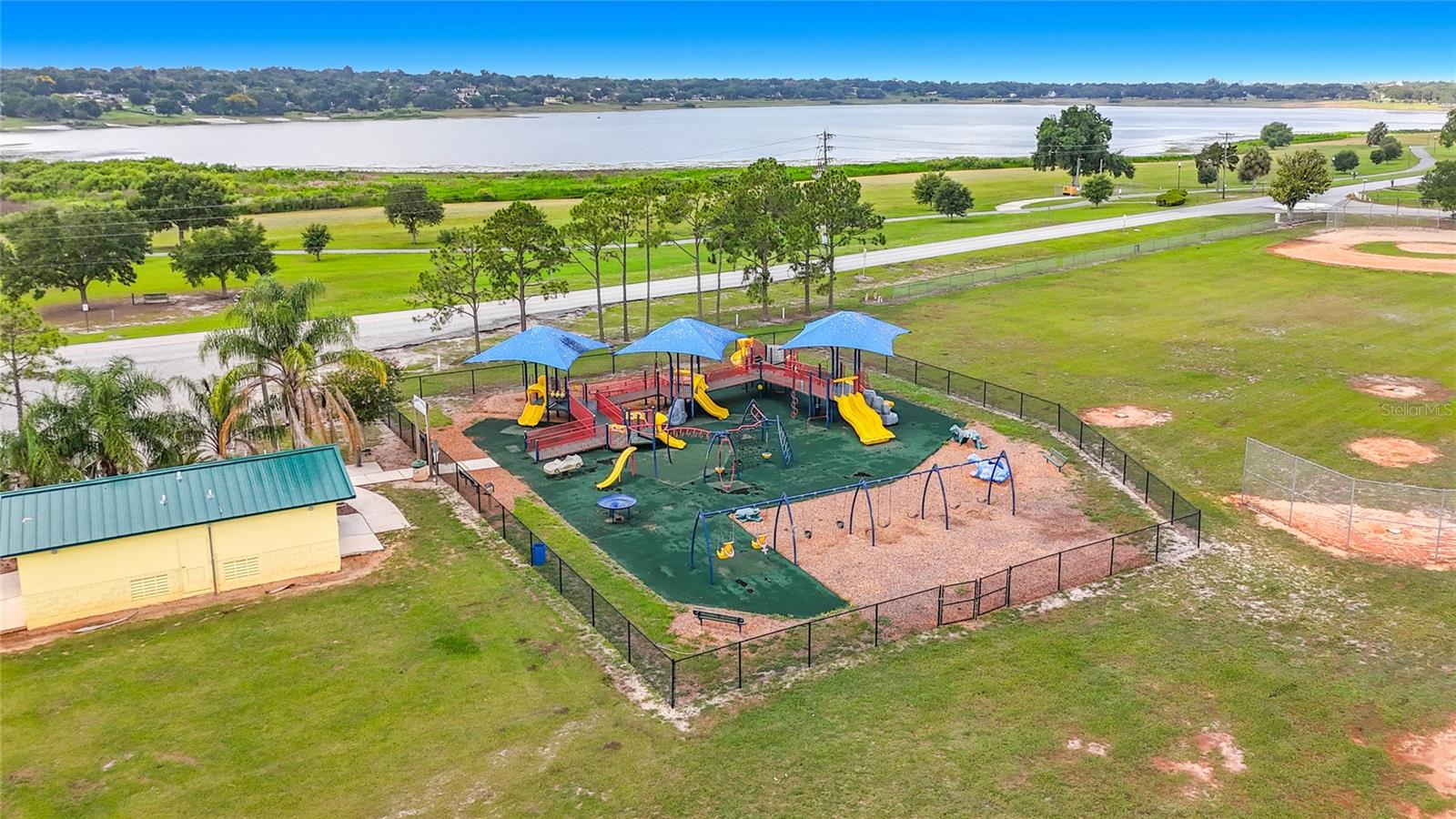 EAST LAKE PARK PH 02 - Residential