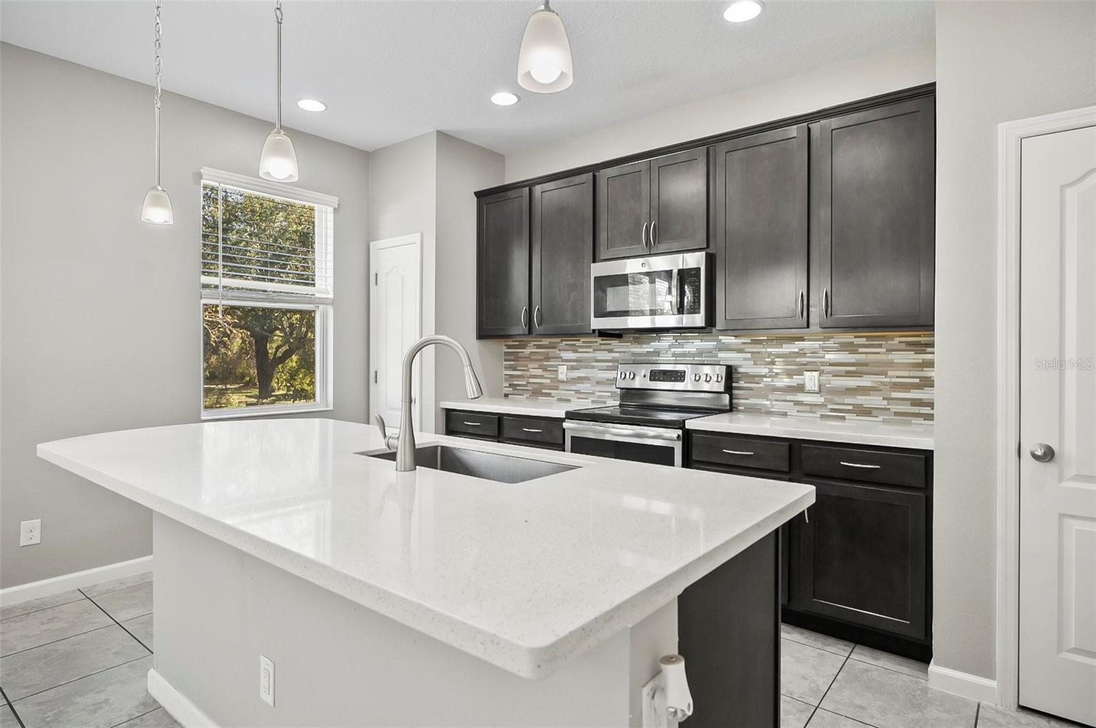 3207 STRATTON CIRCLE