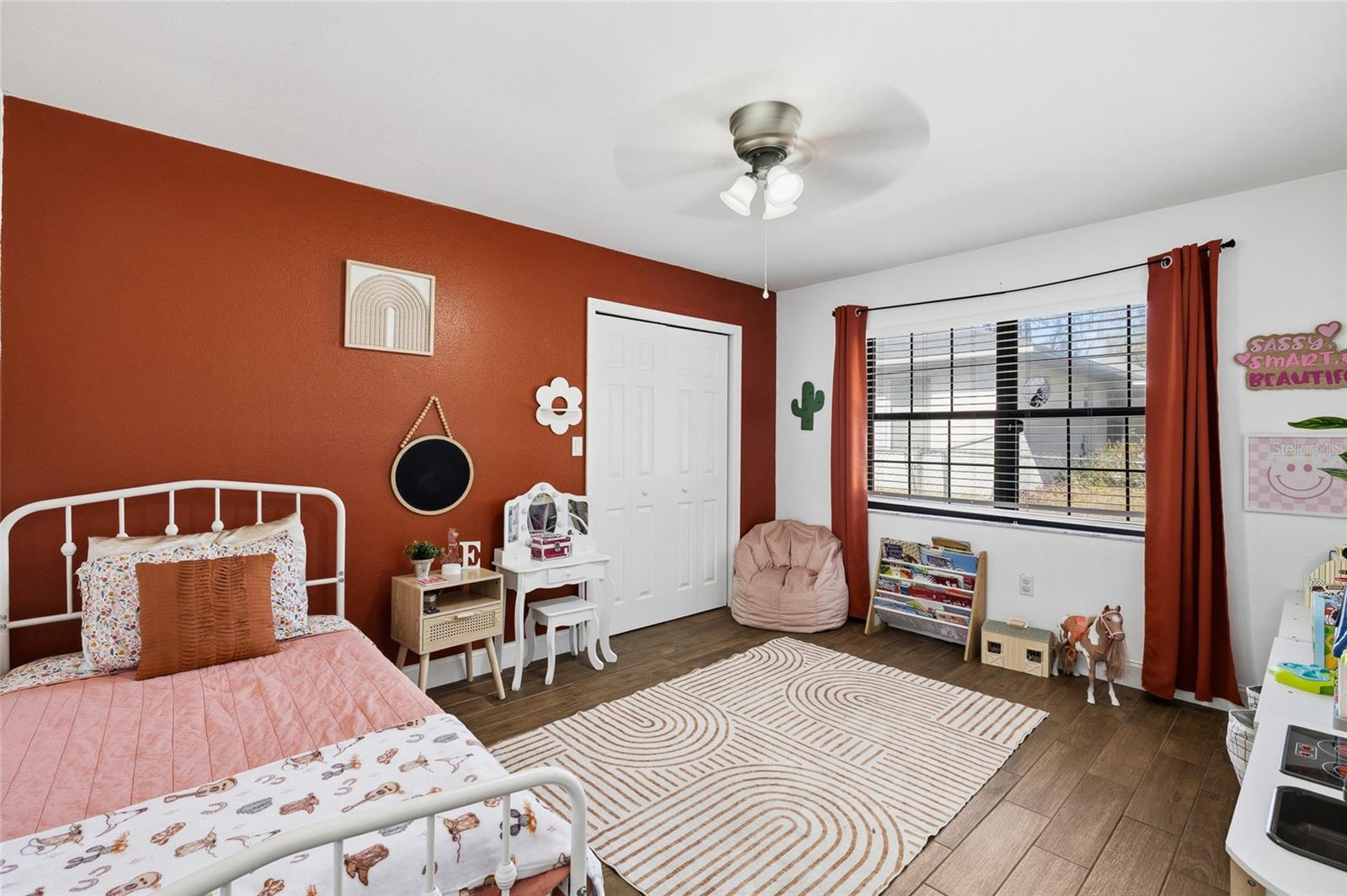 CONNELL HEIGHTS UNIT 06 - Residential