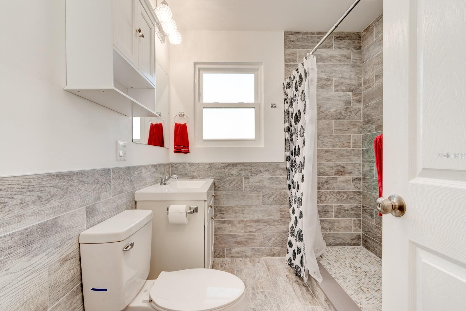 HARBOR OAKS UNIT 01 - Residential