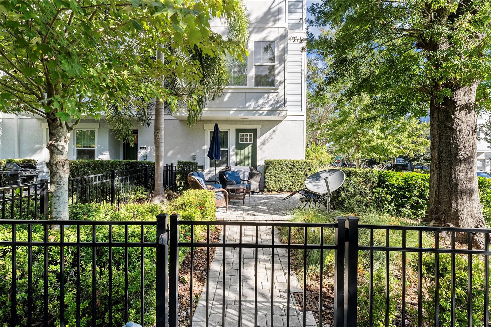 SOUTH TAMPANIA TOWNHOMES - Residential