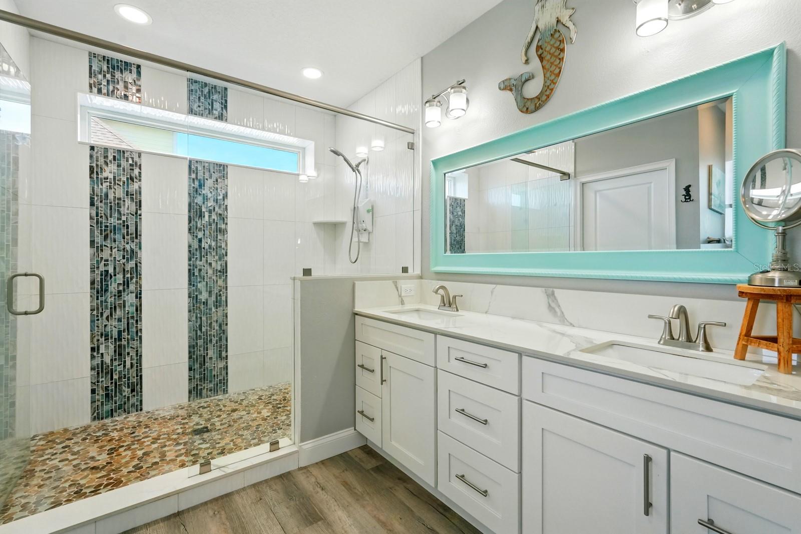 PAINTERS WALK SUB - Residential