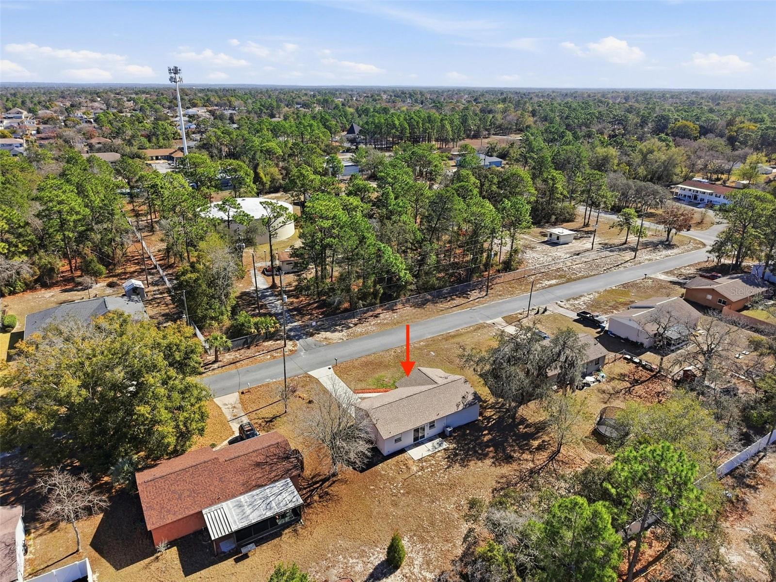 SPRING HILL UNIT 13 BLK 889 LOT 9 - Residential