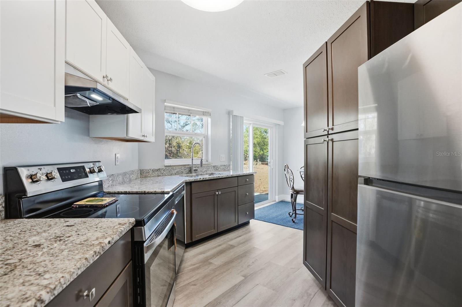 SPRING HILL UNIT 13 BLK 889 LOT 9 - Residential