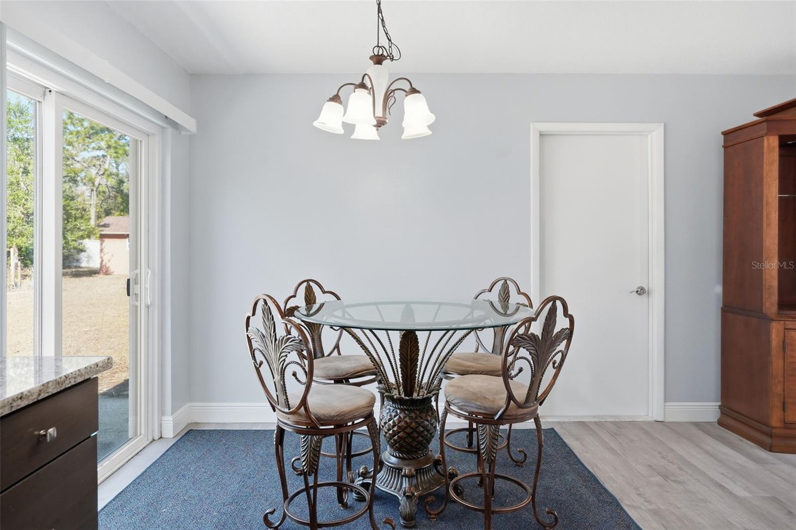 SPRING HILL UNIT 13 BLK 889 LOT 9 - Residential