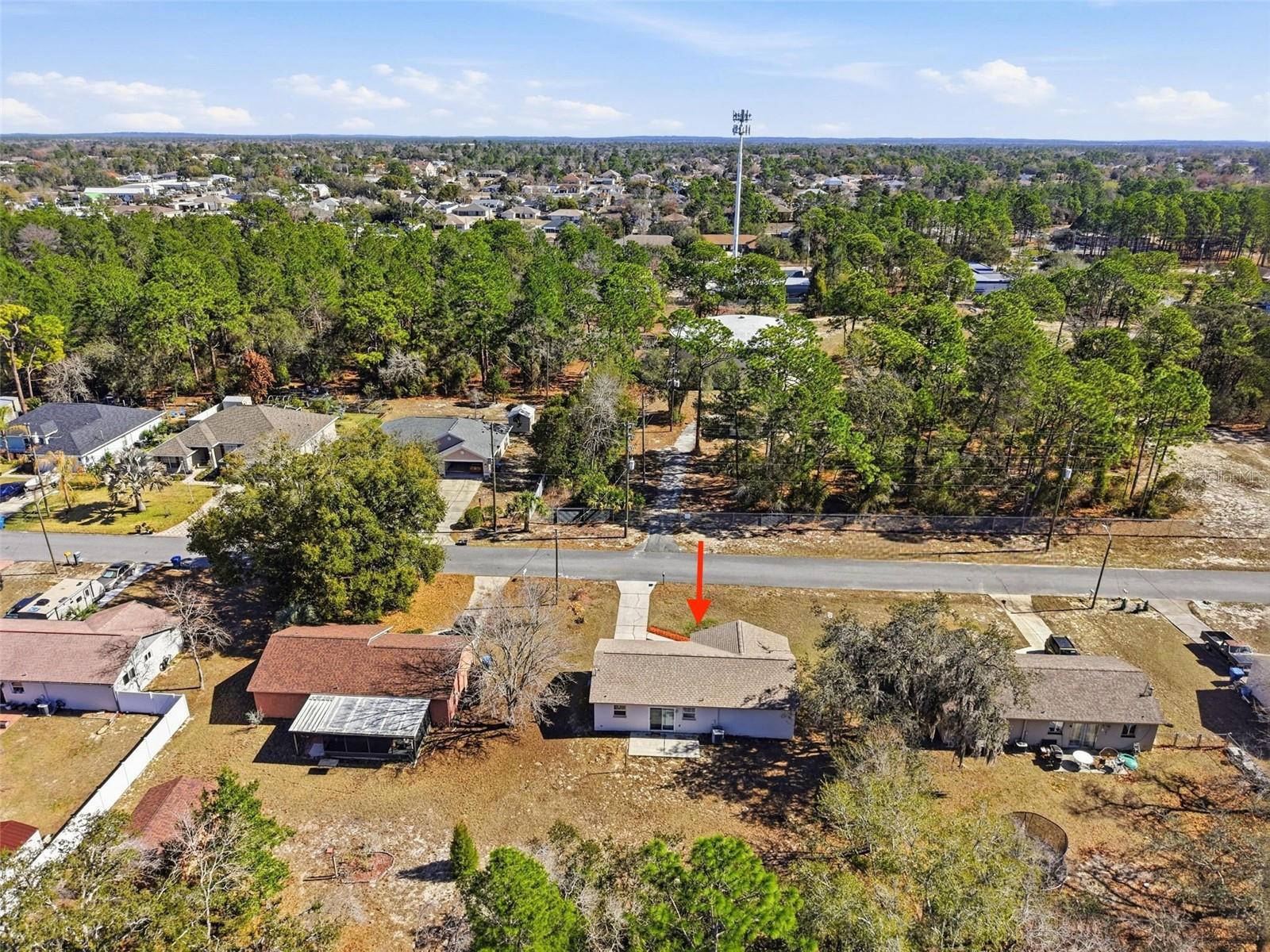 SPRING HILL UNIT 13 BLK 889 LOT 9 - Residential