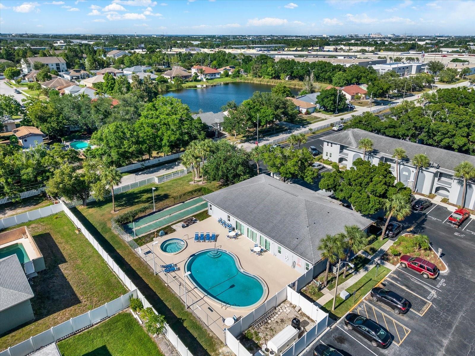 SANDALWOOD THE CONDO - Residential