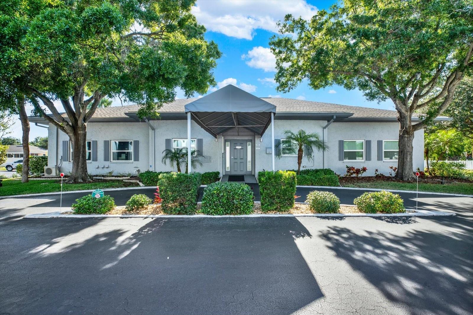SANDALWOOD THE CONDO - Residential