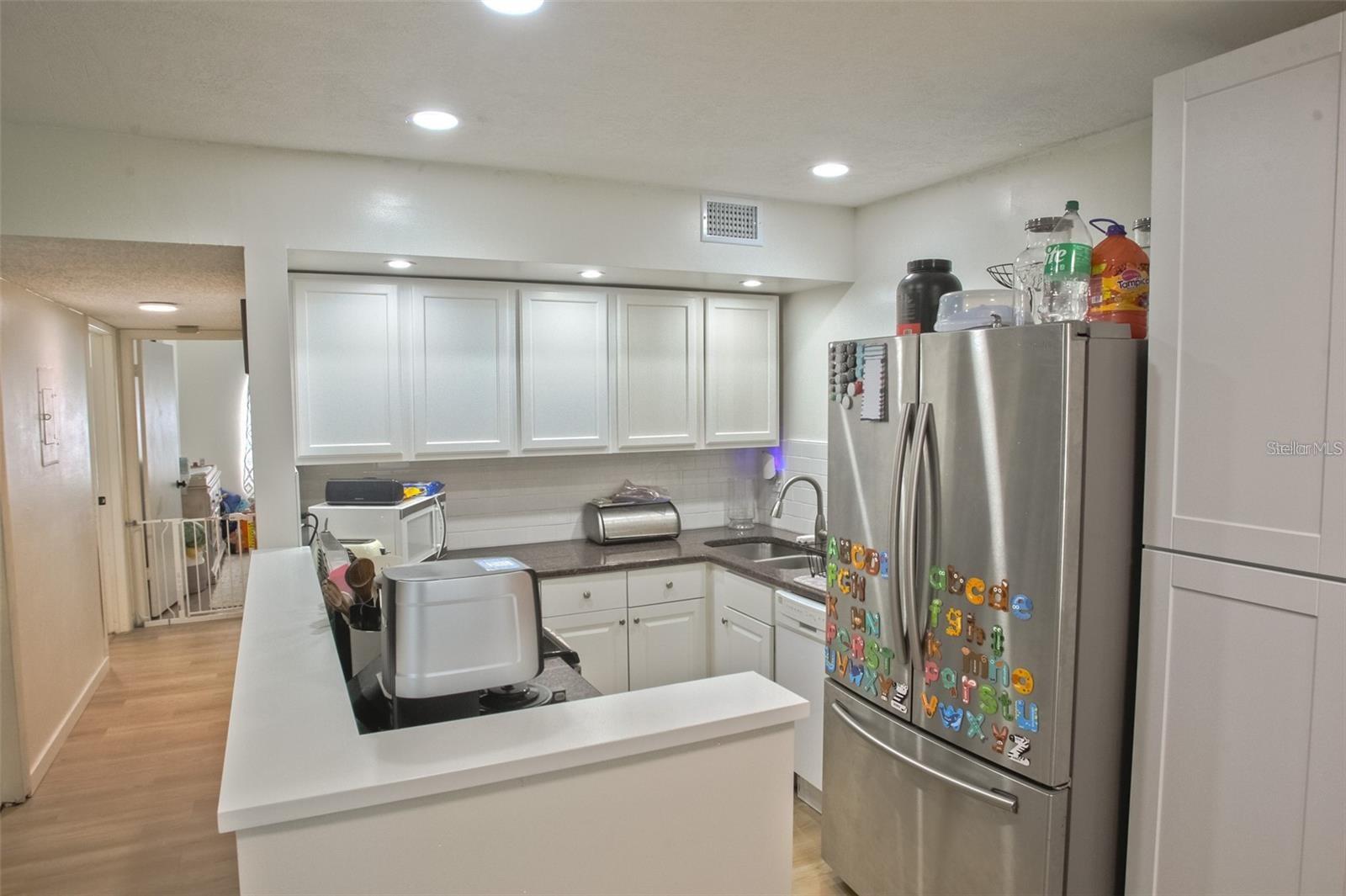 SANDALWOOD THE CONDO - Residential