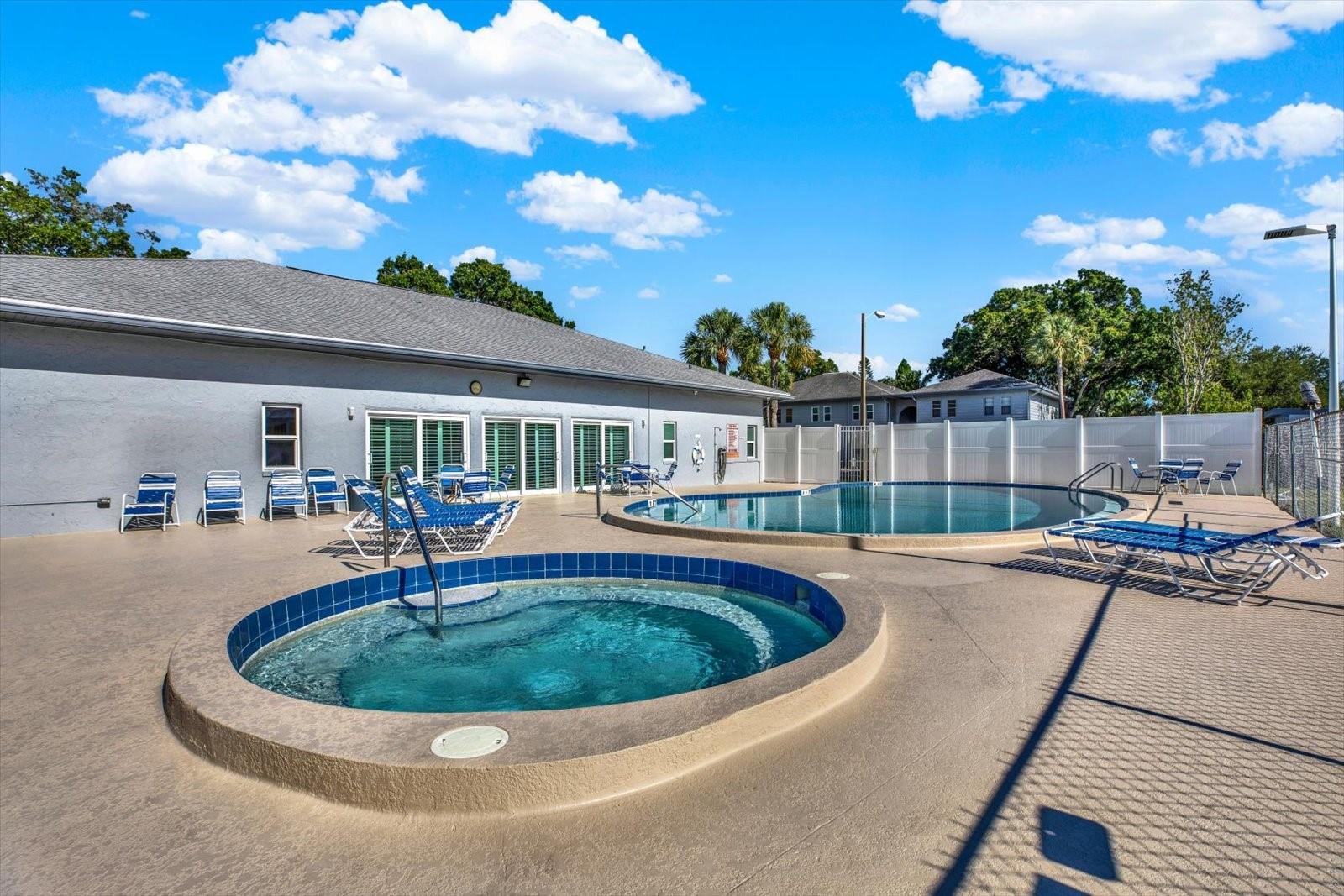 SANDALWOOD THE CONDO - Residential