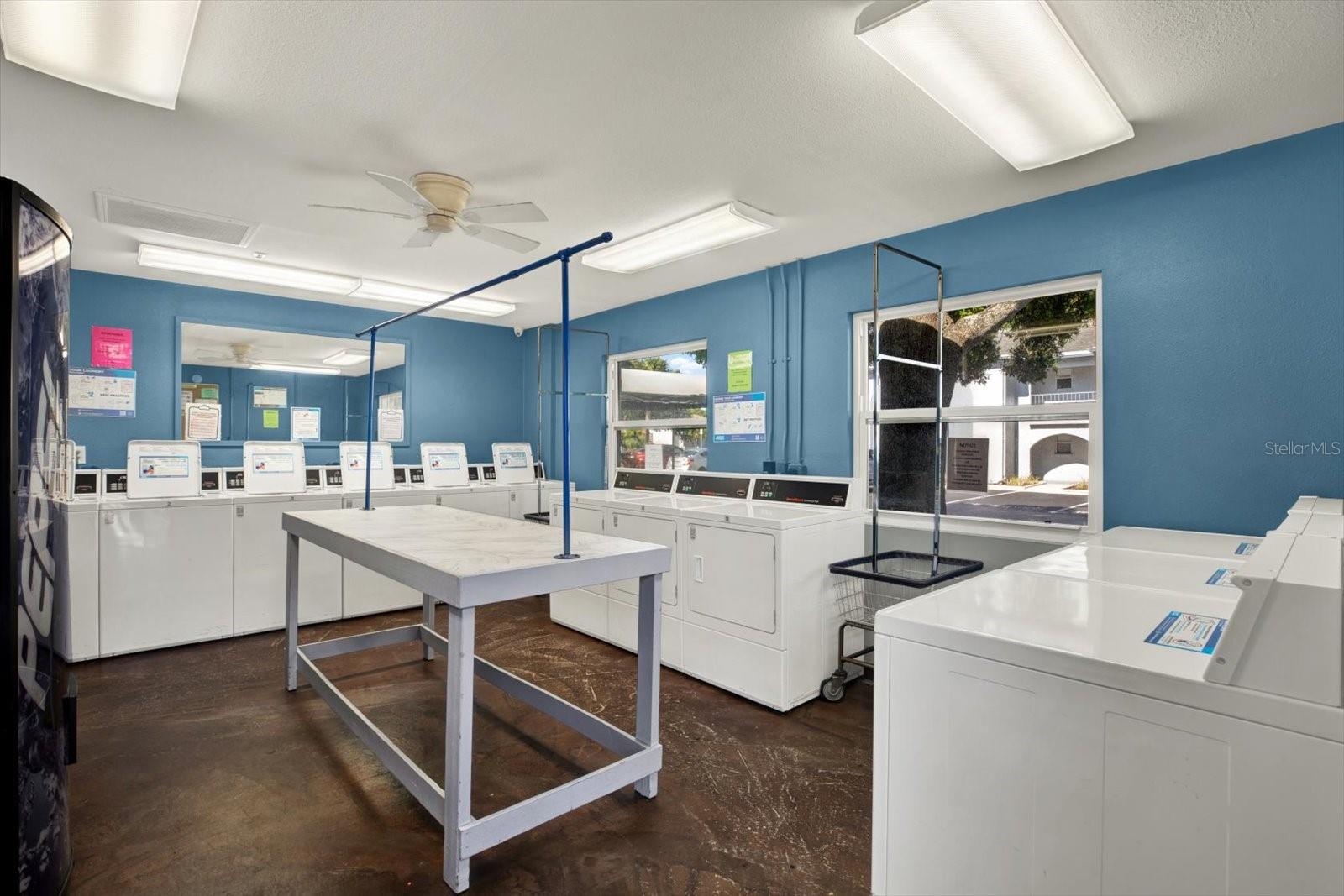 SANDALWOOD THE CONDO - Residential