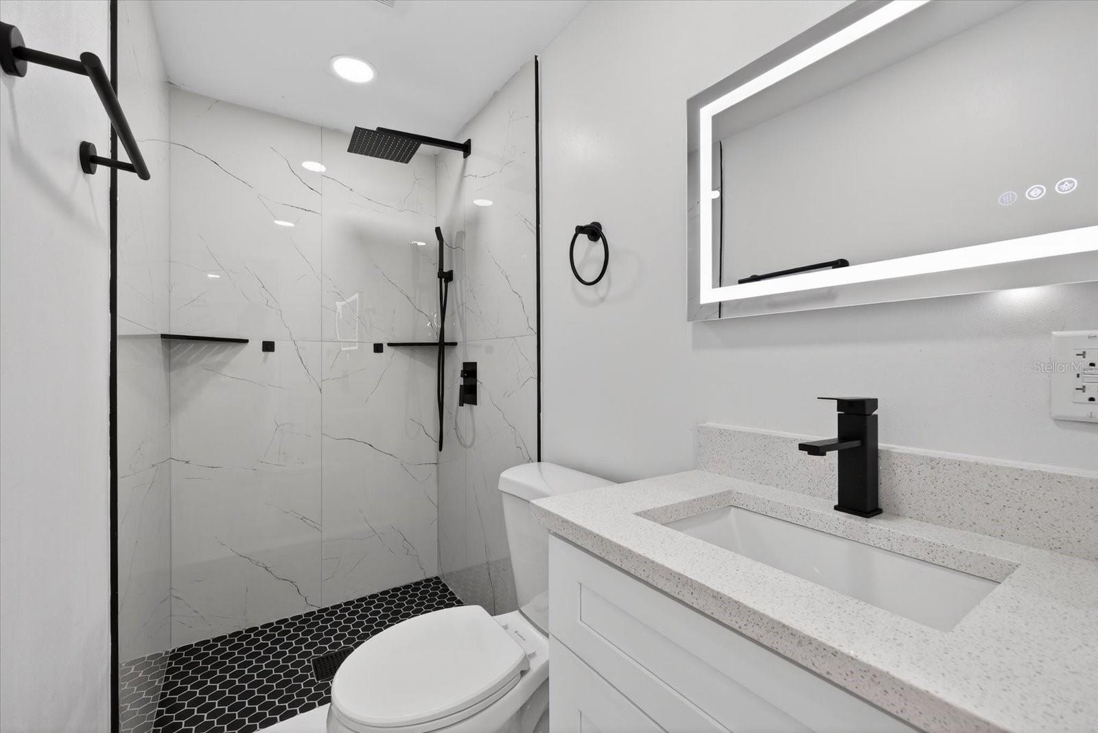 TAHITIAN HOMES - Residential