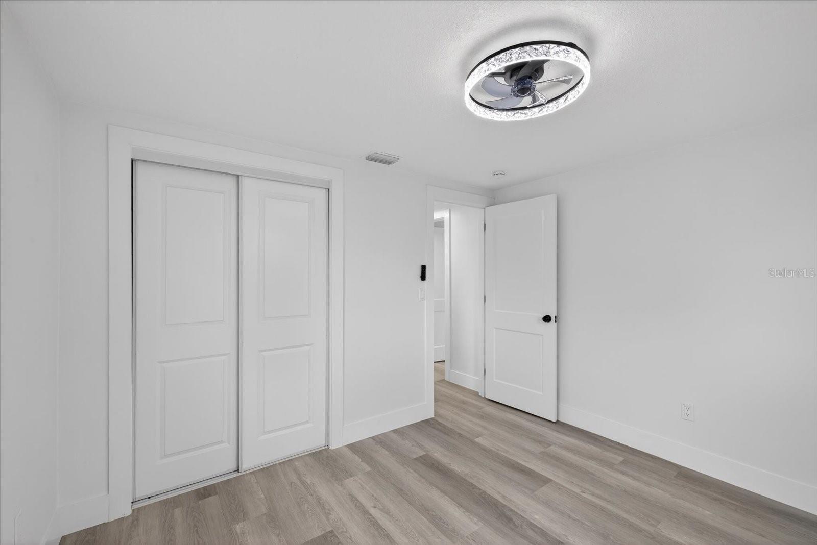 TAHITIAN HOMES - Residential