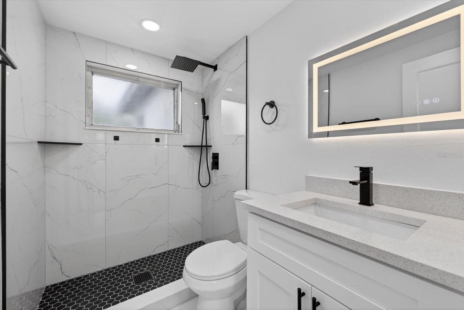 TAHITIAN HOMES - Residential