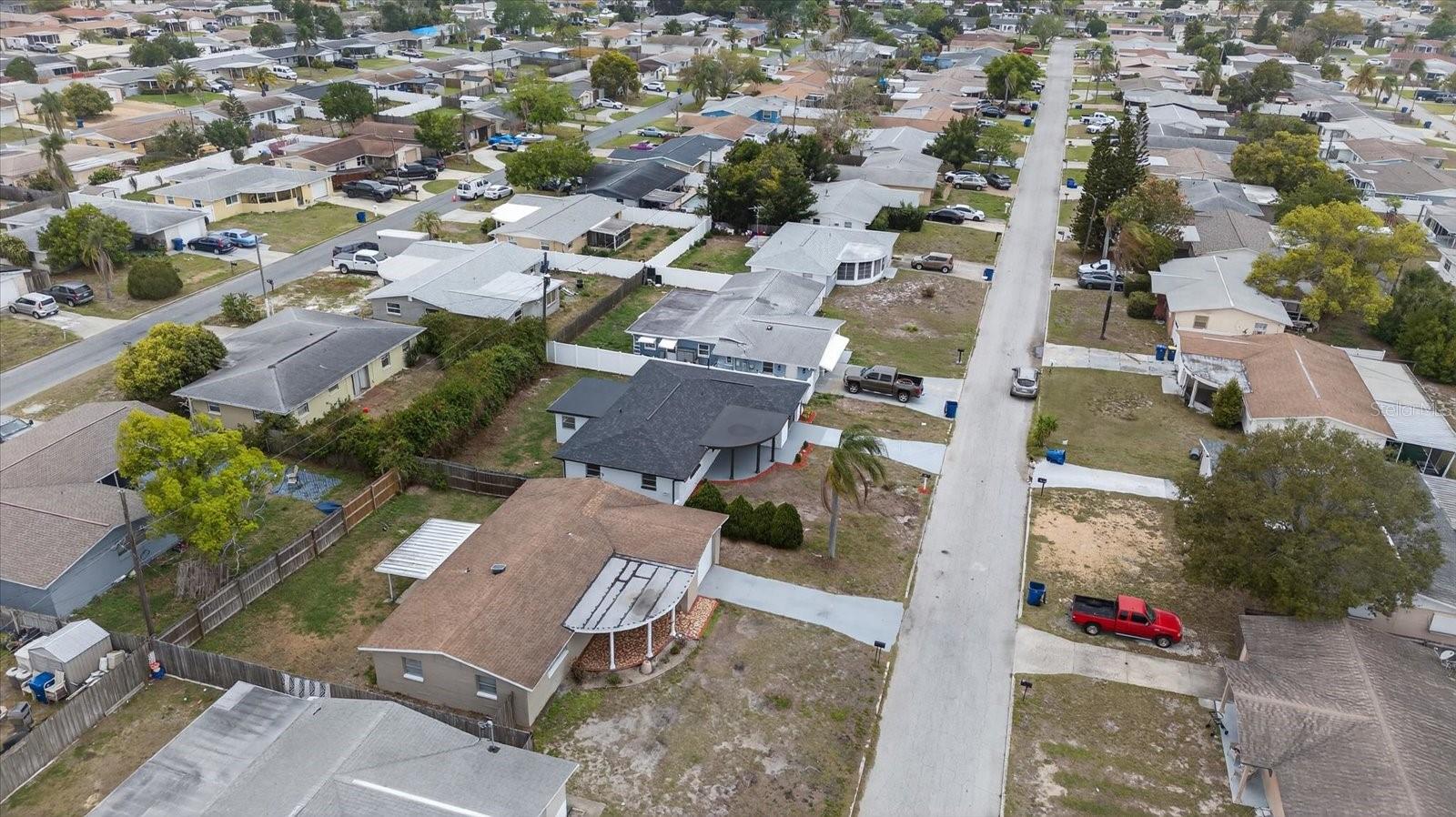 TAHITIAN HOMES - Residential